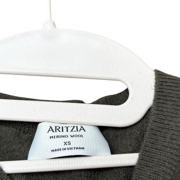 Aritzia Green Sleeveless Merino Wool Cropped Vest Size XS - Picture 3 of 7